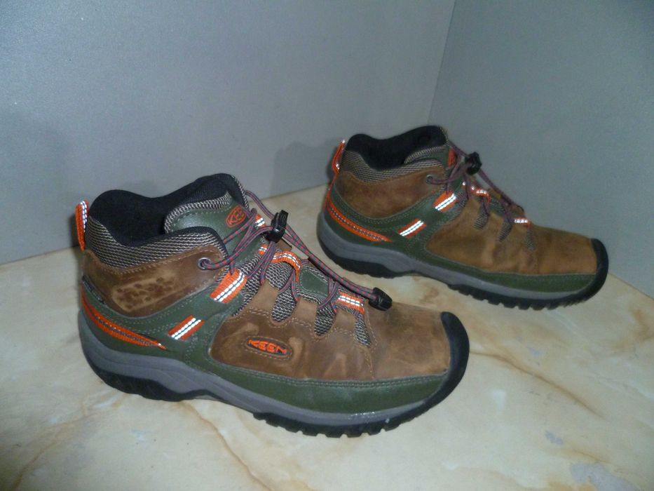 KEEN Waterproof туристически обувки