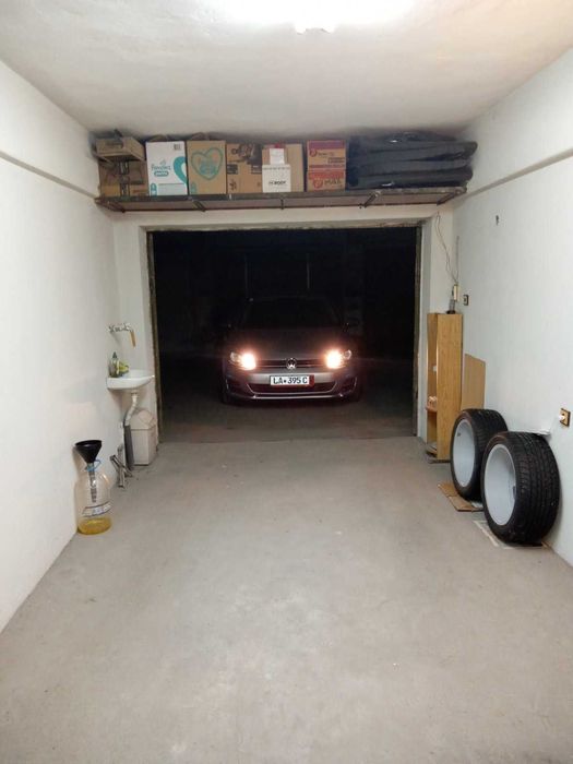 Продавам гараж 19 квадрата