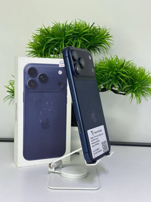 iPhone 17 Pro Max/256gb/E-Sim Akb:100% цп:56 Комплектация:ВК