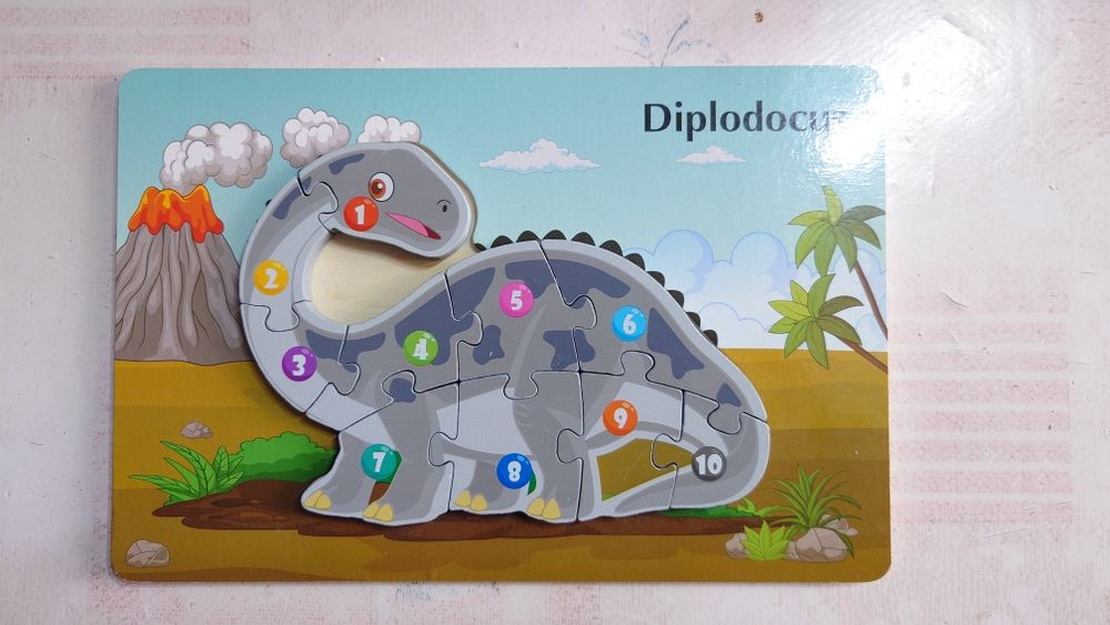 Развивающие игрушки для малышей-Вкладыши,Динозавр,цена за обе игрушки.