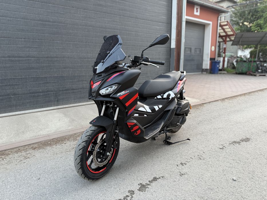 Aprilia SR GT 125 Replica