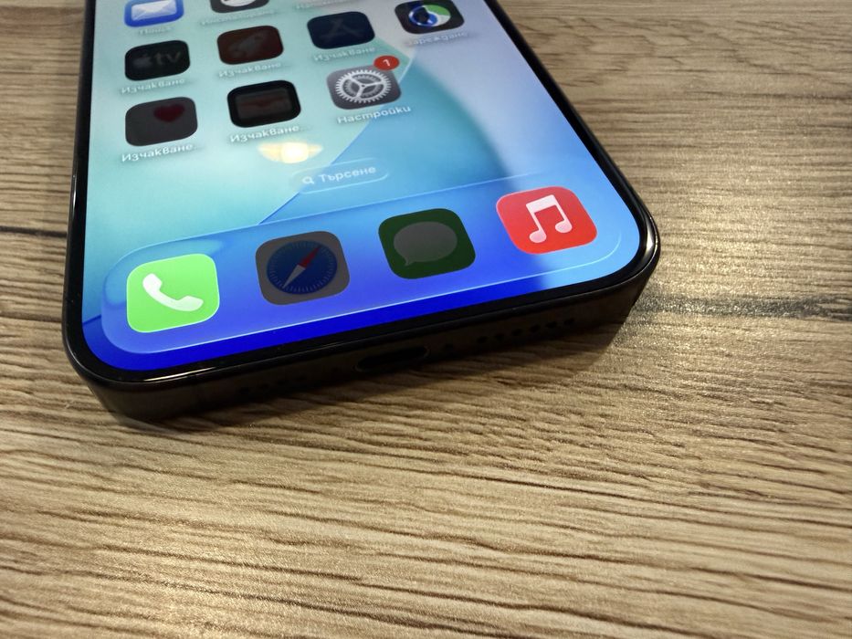 Iphone 15 pro max 256GB black 6 месеца гаранция