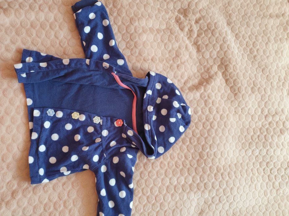 Бебешки гащеризон,комплект,яке 74см./ 12-18м.,пончо жилетка 18/24м.