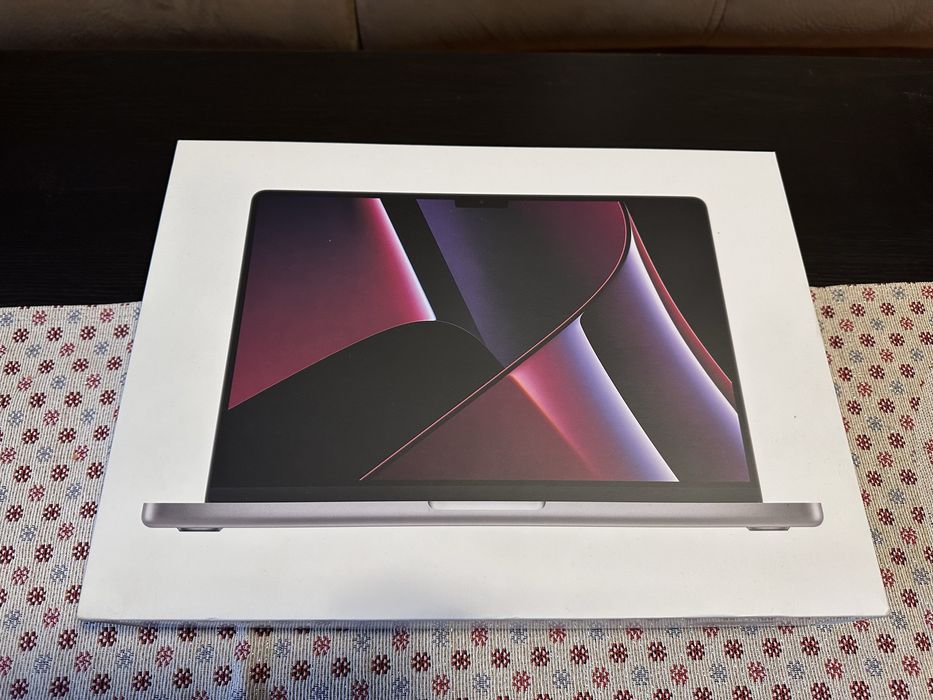MacBook Pro M2 pro 16/512 14 inch