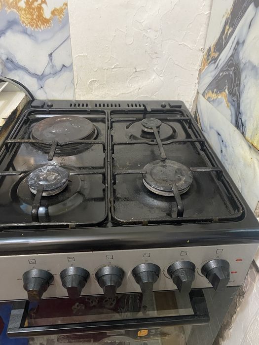 Газ плита  отличный