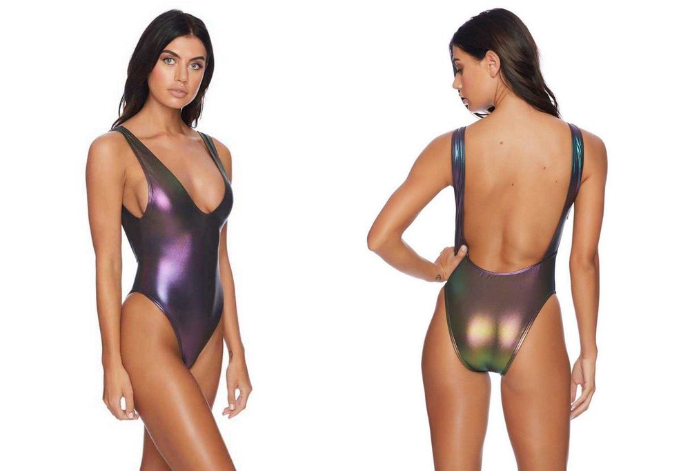 NOU! Costum de baie intreg Sports Illustrated