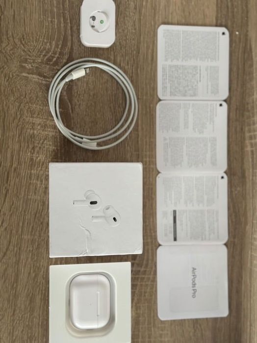 Airpods слушалки