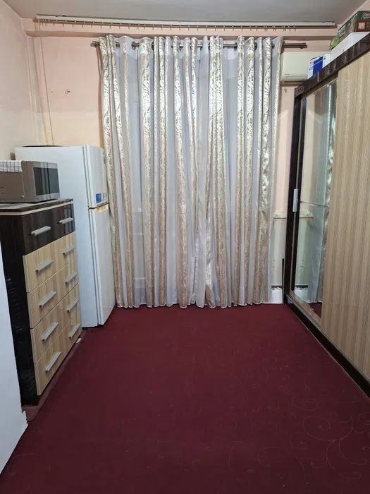 Срочно  Продаётся  Мирабад 2/1/4 с мебелью техникой ремонт средний !