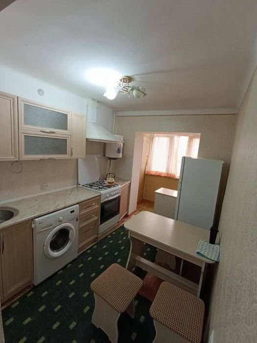 Яккасарой тумани, Космонавтлар метро ёнида 2 хонали квартира