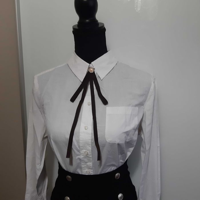 Brosa subtire cu bijuterie - fundă pentru gât guler office