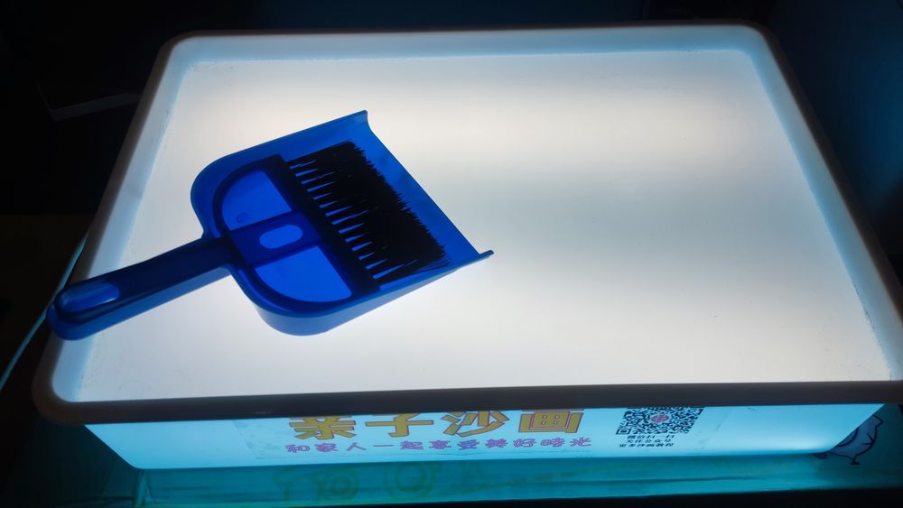 Продается доска для рисования песком.