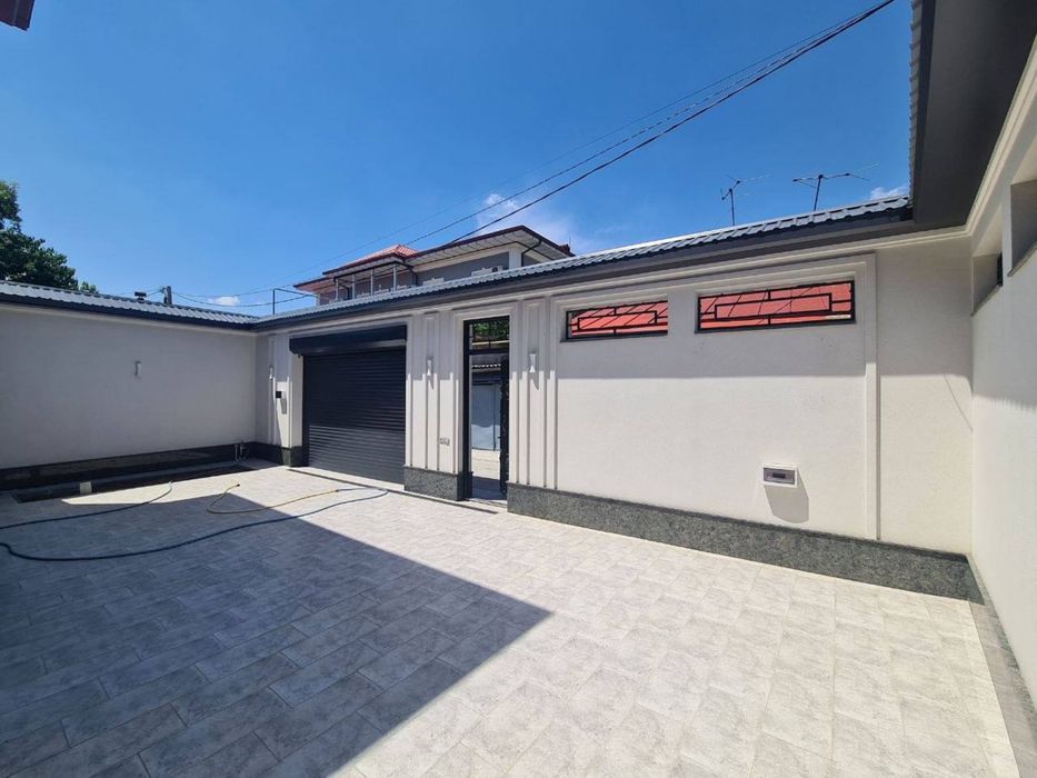 Продаётся дом на 2.2 сотках на Саракульке