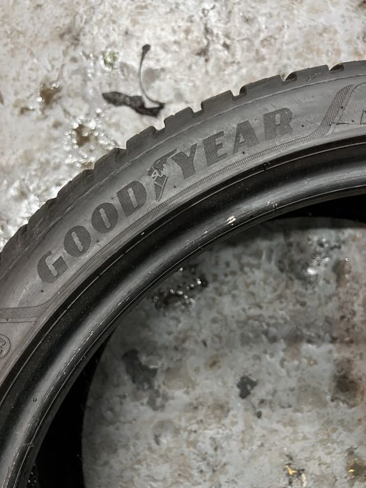 215 40 18 Goodyear all season dot 2021