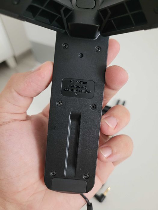 Canon DM-E100 Stereo Microfon și Canon HG-100TBR Tripod noi în cutie