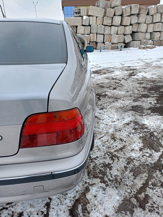 Продам автомобиль Бмв