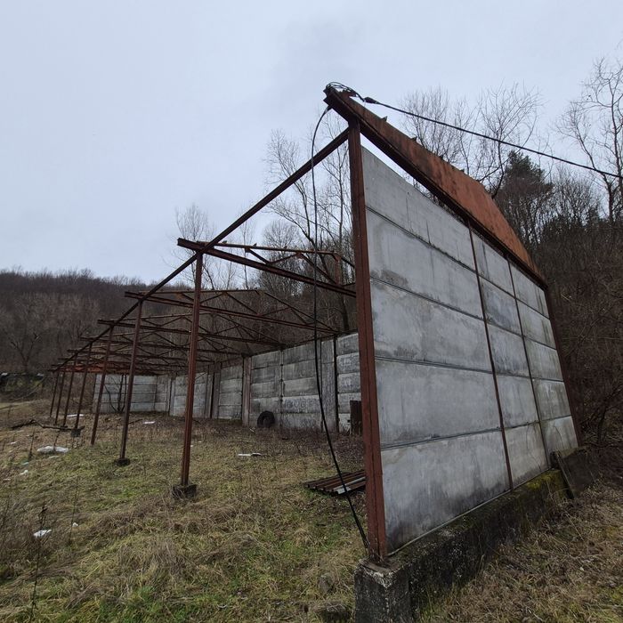 250кв Хале/метална конструкция