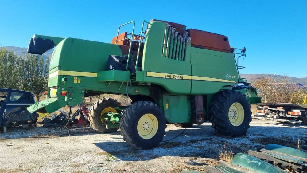 Комбайн на части John Deere W650