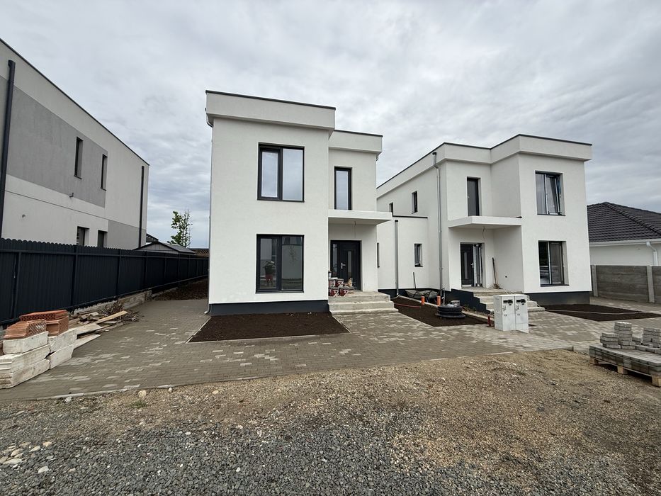 Duplex premium de vânzare – Calea Timișoarei, lângă Pădurea Verde