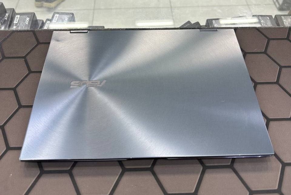 Asus Zenbook Flip 13 i7 8GB 512SSD OLED Touch | garantiya 30 kun