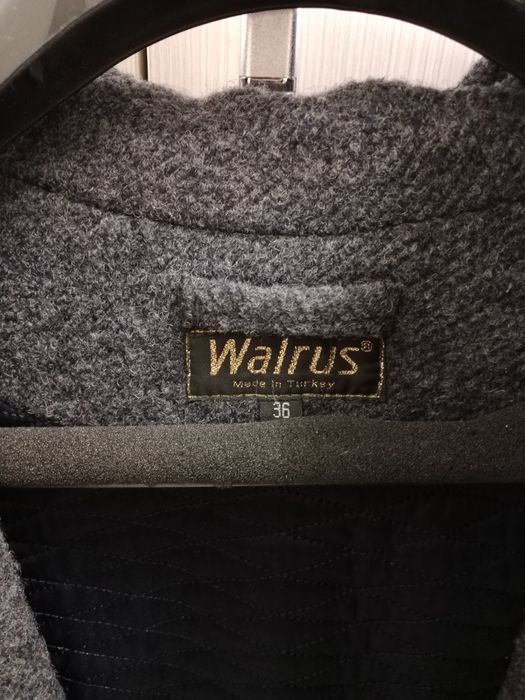 продаю женское пальто