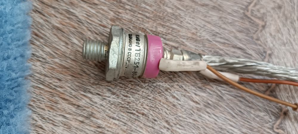 Продам тиристор Тб 251-80-6.