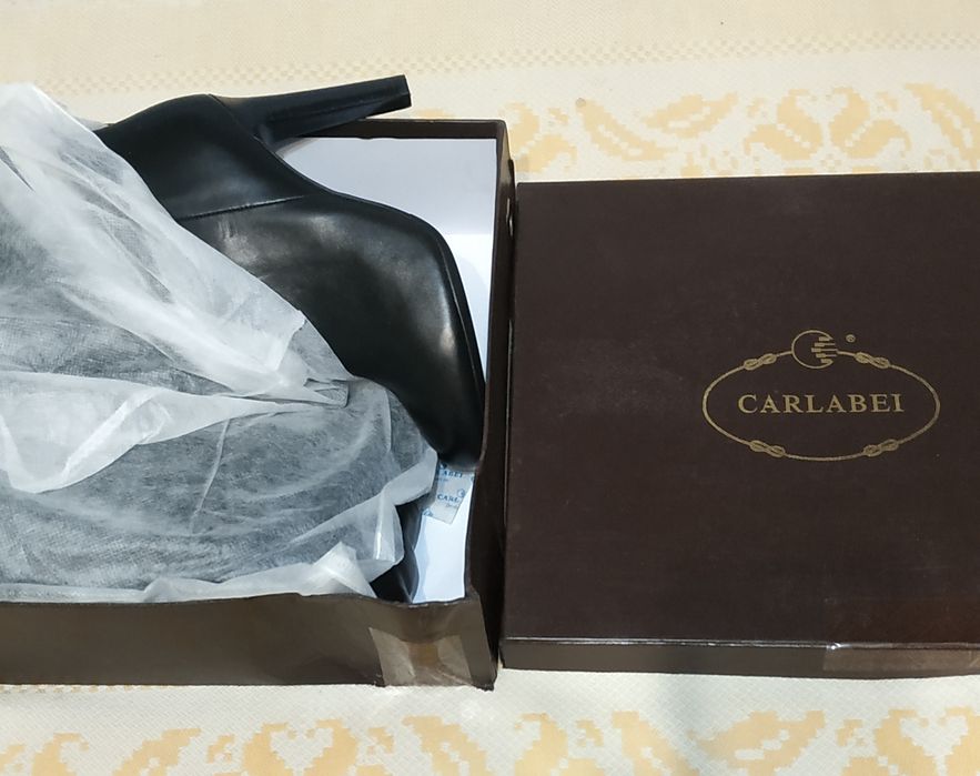 Сапоги женские новые