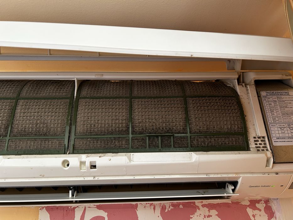 Curatare si igienizarea/verificare si incarcare freon aer conditionat