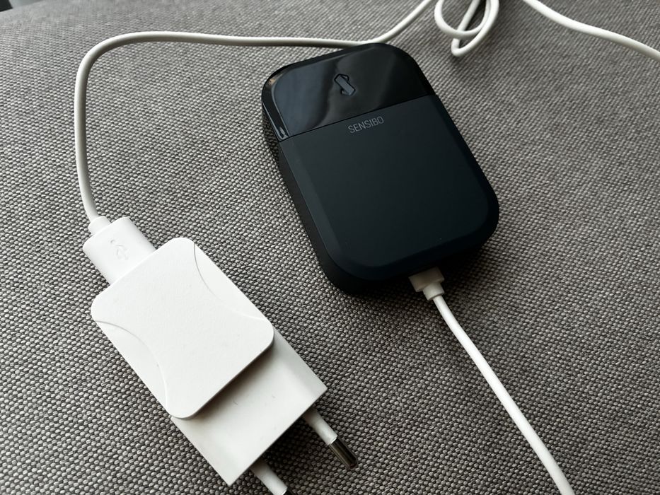 Умен контролер за климатик Sensibo Sky