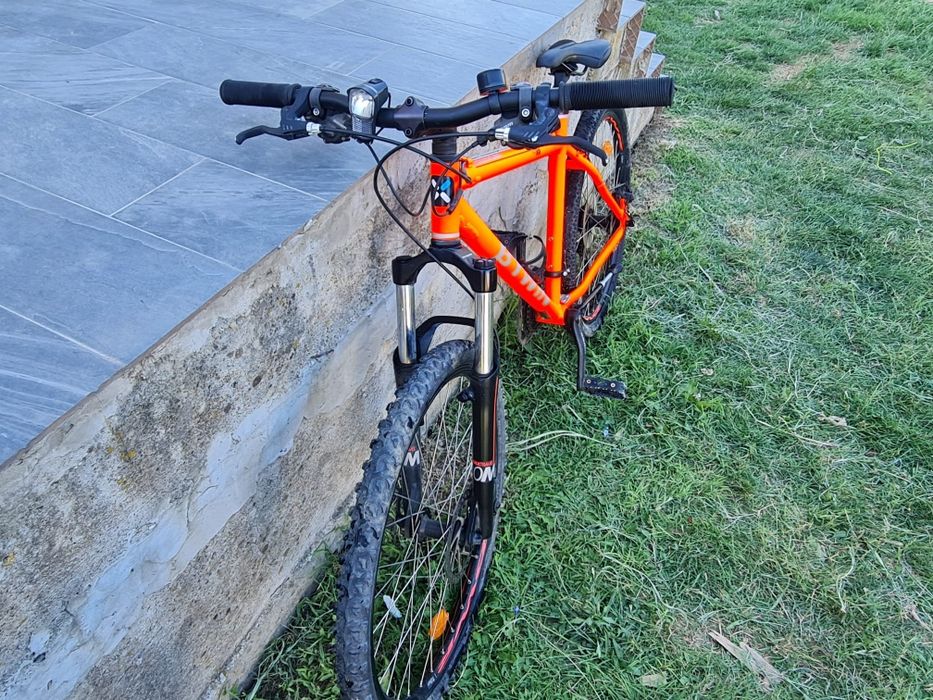 Vând bicicletă B’TWIN Rockrider 24"