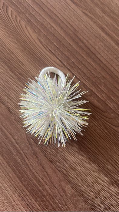 Продам новый костюм для девочки 3-4-5 лет