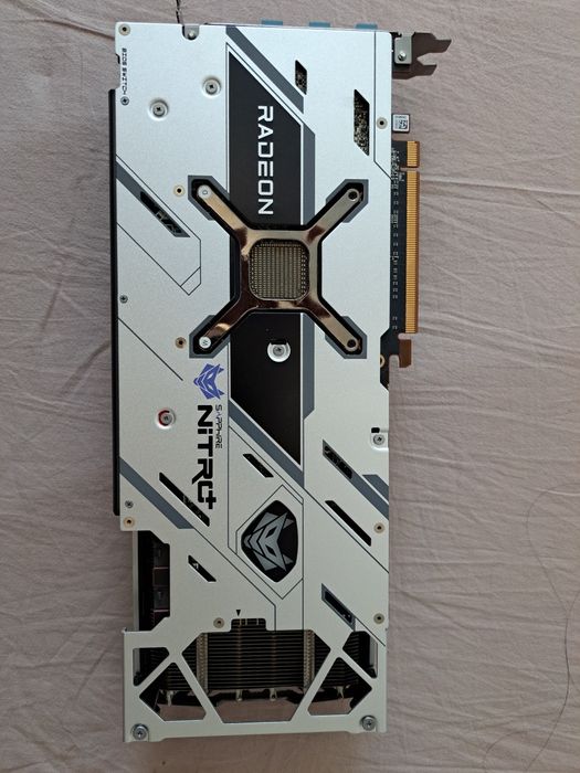 Видеокарта Sapphire Nitro+ RX 6900XT