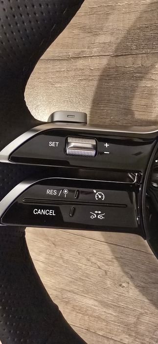 Нов Спортен Волан AMG Line Mercedes W206 W223 W213 W257 W167 GLE V297