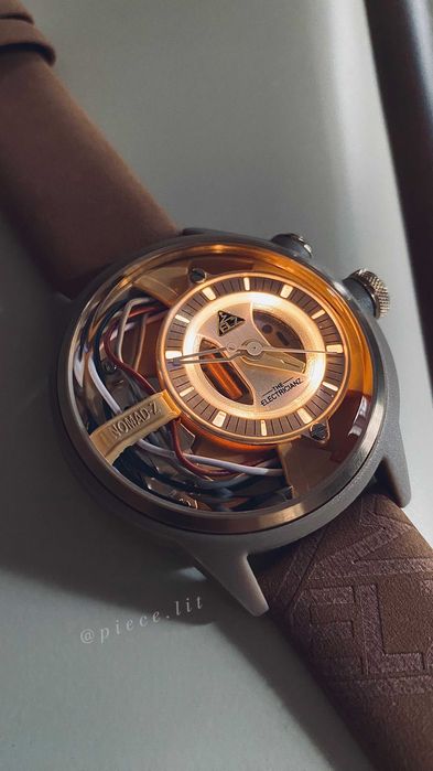 Мужские часы The Electricianz Nomad Z новые