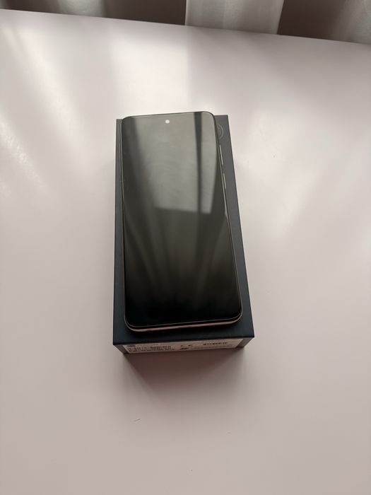 Продавам Motorola Moto G32 256GB Rose Gold