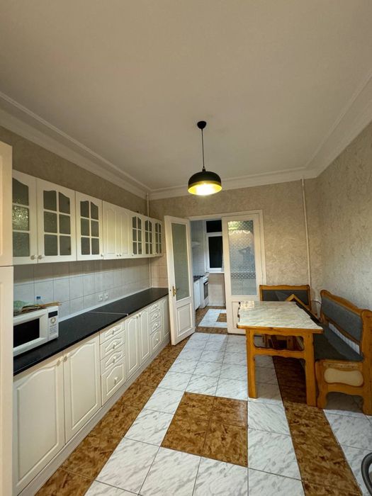 Срочно Мебель из дома! Спальная гарнитура, прихожка, диван с кресами