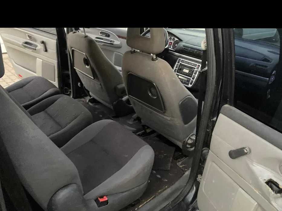 FORD Galaxy 0 — imagine 5