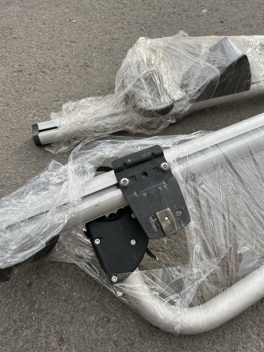 Suport  bicicleta dedicat BMW gen THULE prindere pe sina