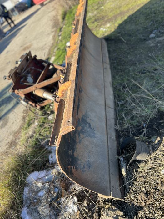 Lama, plug zapada, pietris, pamant —3,5 metri, electrohidraulica