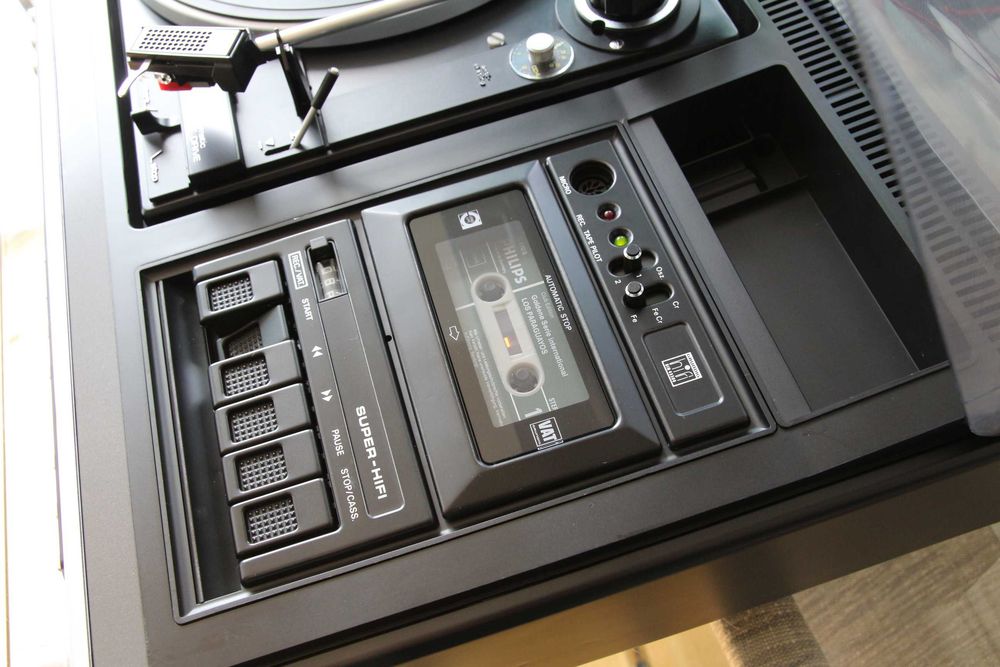 Grundig RPC 200 cu pick-up Dual 1236 complet revizuit.