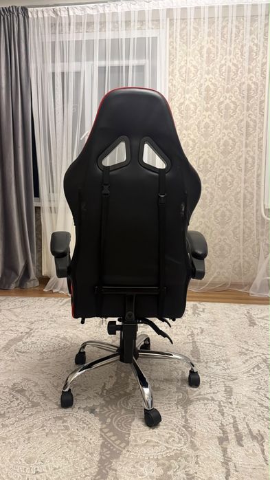 Продам игровой стул.В хороошем состояние