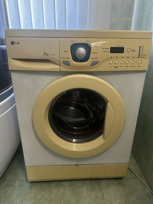 Продам стиральную машину