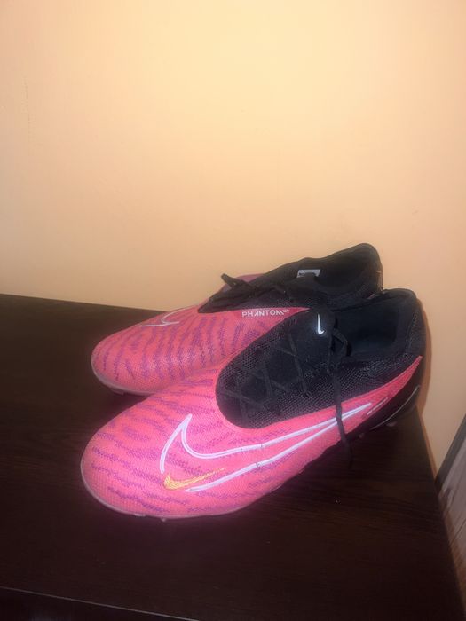 Бутонки Nike Phantom