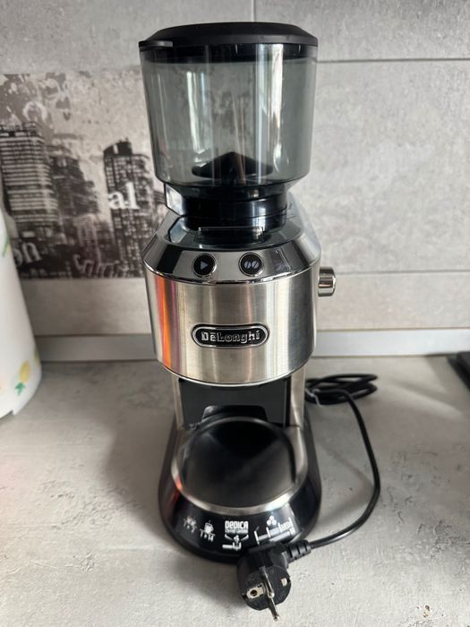 Rasnita Delonghi Dedica