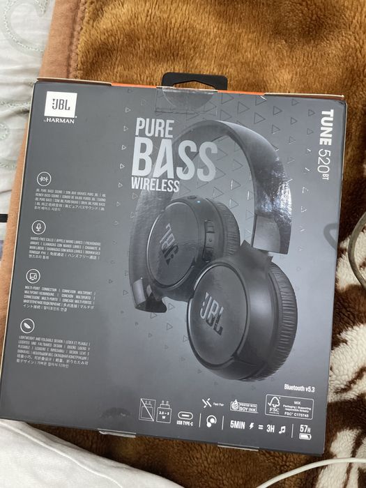 Наушники новые jbl