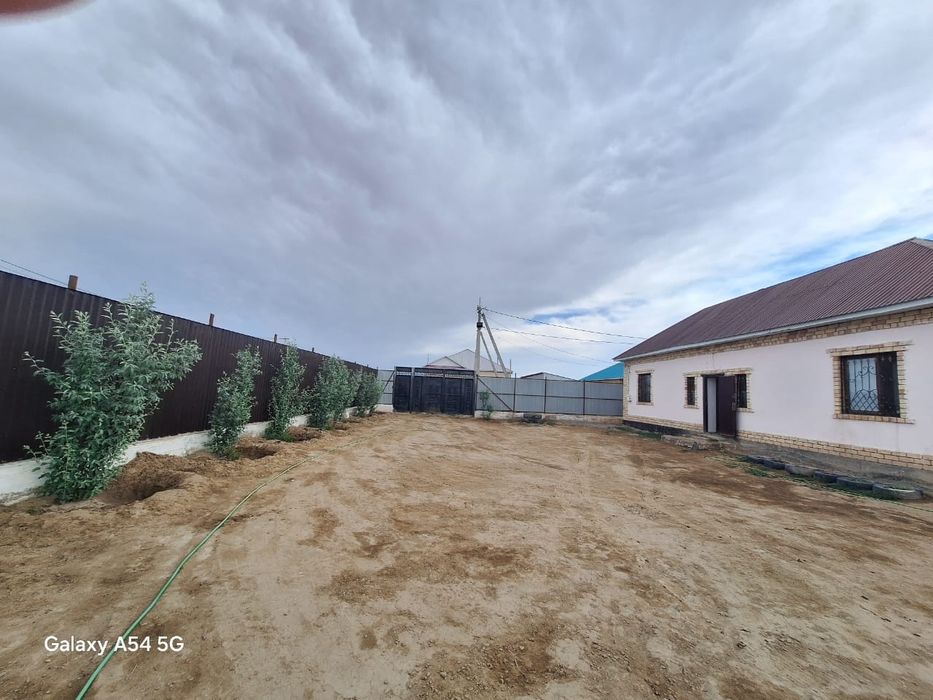 Дом возле школы 287