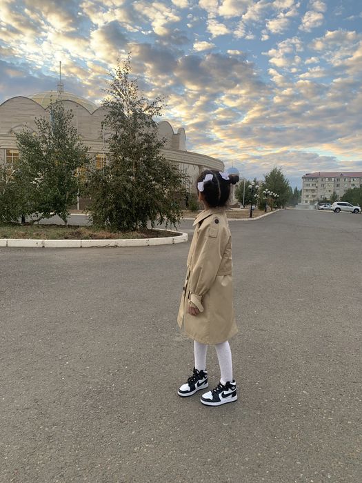 Продам тренч на весну (трансформер)