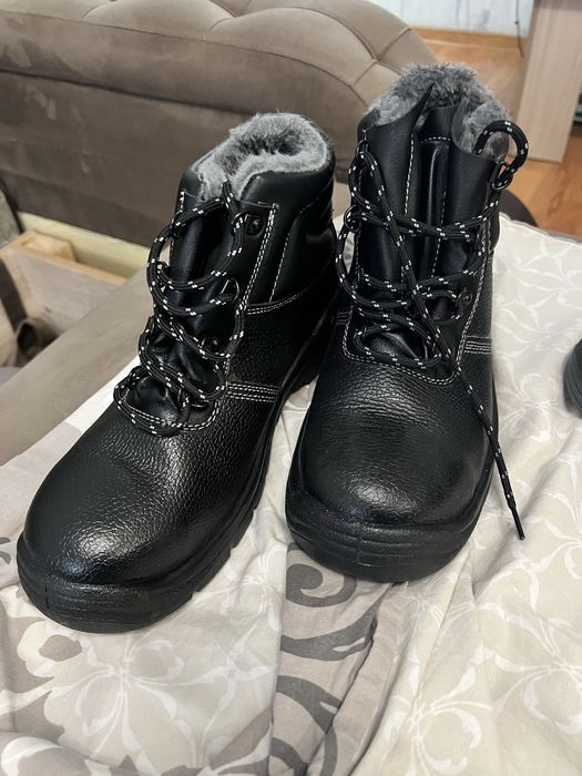 Зимние спец ботинкий