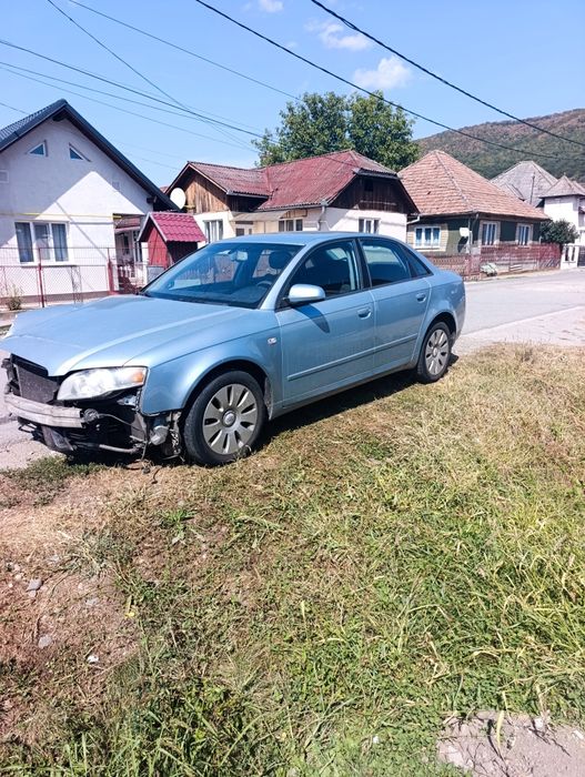 Audi A4 motor 1.9,avariat