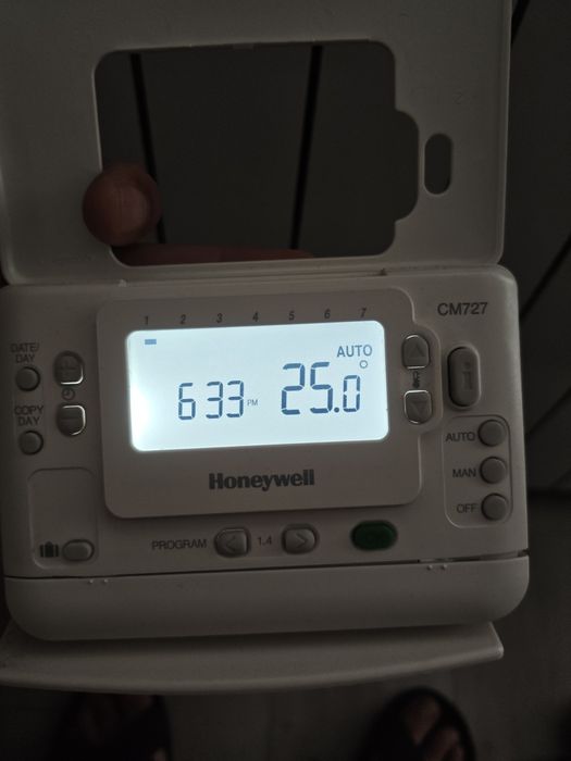 Продавам Газов котел bosch condens 2500 w wbc 28 1 dce 23+ honeywell CM727
