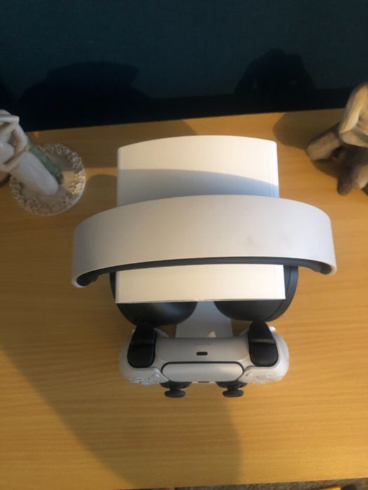 Suport controller PS5 si suport pentru casti